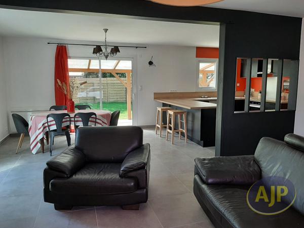 Location maison Sainte Luce Sur Loire : 1 398 € - AJP Immobilier Nantes Est