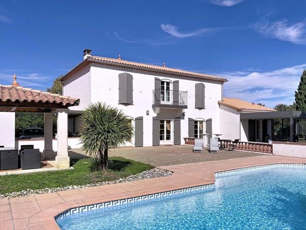 Élégance intemporelle, volumes et lumière