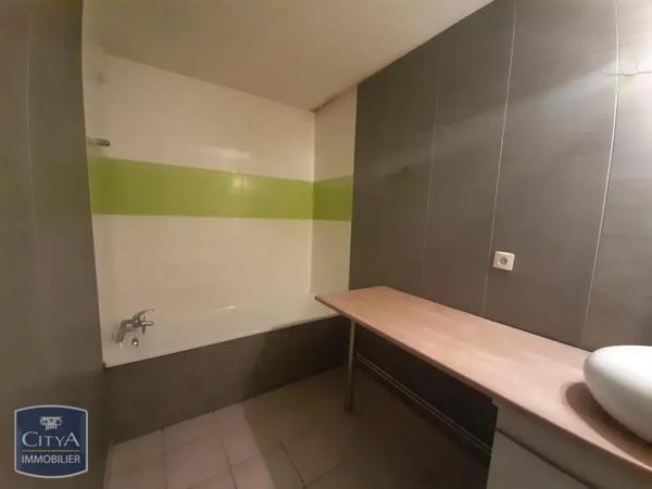 Appartement à louer 2 pièces 47.62m² Bavans (25550)