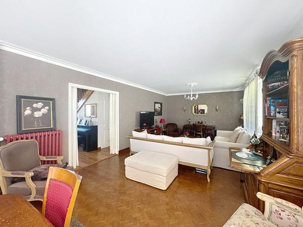 Maison d exception a vendre a Brest - 7 pieces, 4 chambres dans un cadre de vie privilegie