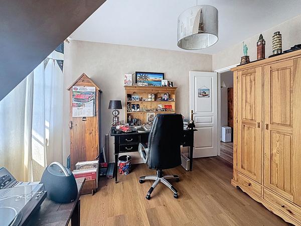 Maison d exception a vendre a Brest - 7 pieces, 4 chambres dans un cadre de vie privilegie