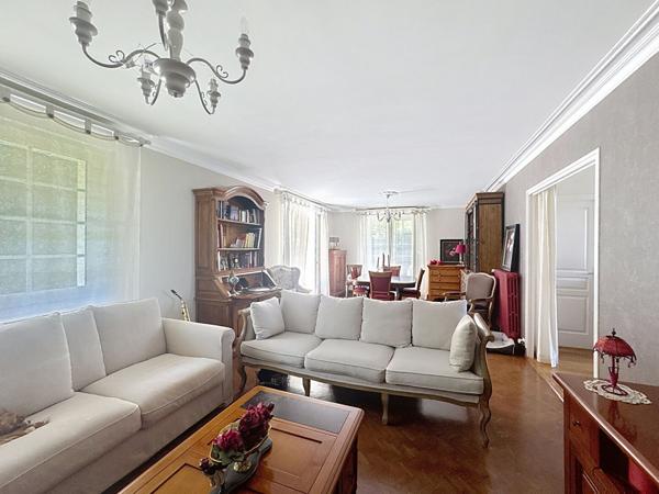 Maison d exception a vendre a Brest - 7 pieces, 4 chambres dans un cadre de vie privilegie