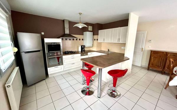 Appartement à louer    3 pièces • 72,32 m2 Décines-Charpieu