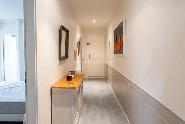 Vente                                                      Appartement
                        
                     3 pièces                      71 m2                     à Colmar