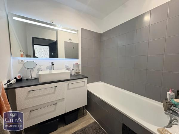 Appartement à vendre 3 pièces 54m² Brive-la-Gaillarde (19100)