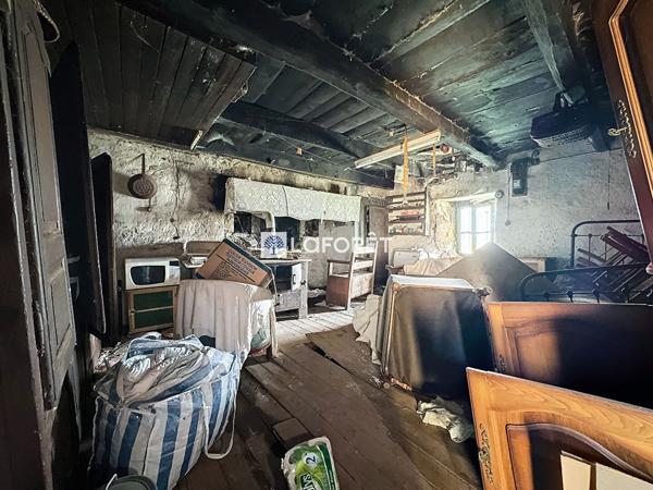 Achat maison Laguiole - 2 pièce(s) - 270 m² - 56 000 €