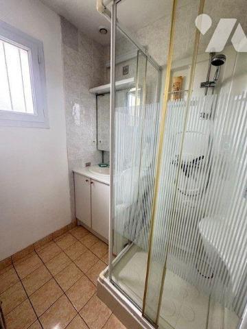 A vendre maison MOELAN SUR MER (29)
Découvrez cette maison de plain-pied située entre campagne...