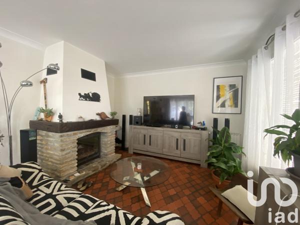 House for sale 6 rooms 127 m² Lavault-Sainte-Anne