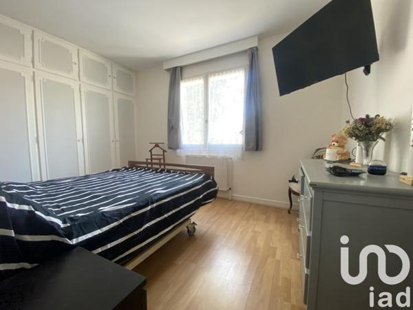 House for sale 6 rooms 127 m² Lavault-Sainte-Anne