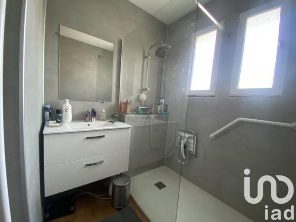 House for sale 6 rooms 127 m² Lavault-Sainte-Anne