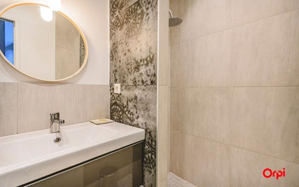 Appartement à louer    3 pièces • 94,55 m2 Reims