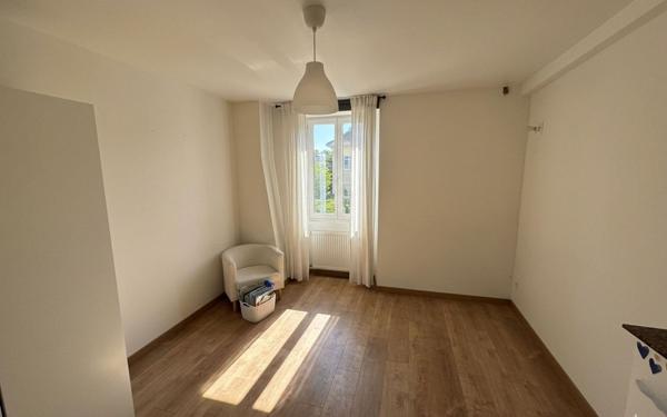 Appartement à louer    3 pièces •  Mennecy