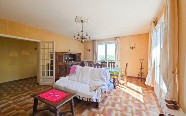 Maison à vendre    5 pièces • 166 m2 Verfeil