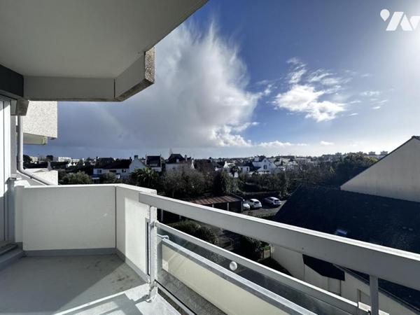 A VENDRE VANNES  - APPARTEMENT AVEC TRAVAUX - VUE DEGAGEE