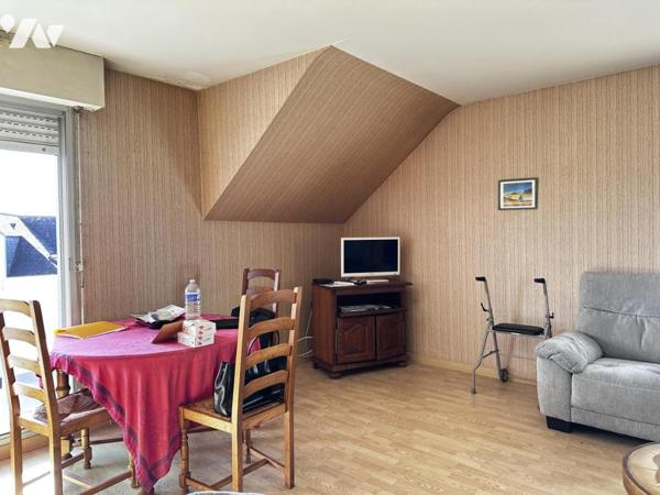 A VENDRE VANNES  - APPARTEMENT AVEC TRAVAUX - VUE DEGAGEE