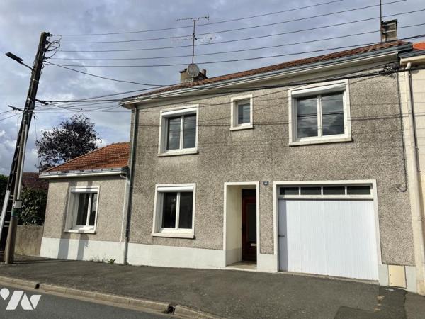 QUARTIER SACRÉ-CŒUR / 4 CHAMBRES / GARAGE ET JARDIN