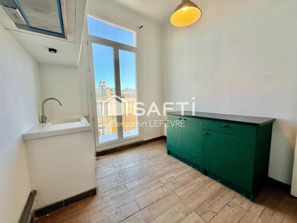 HYPER CENTRE / DERNIER ÉTAGE / ASCENSEUR