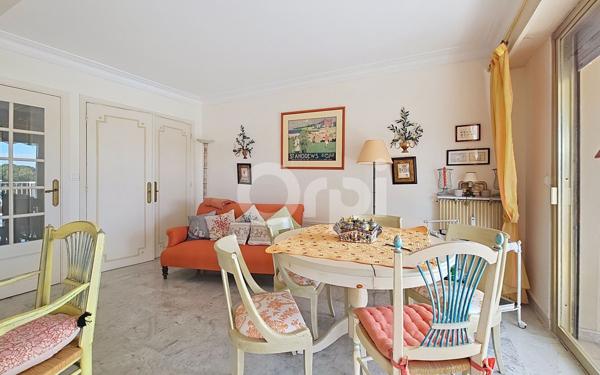 Appartement à vendre    4 pièces • 101,79 m2 Antibes