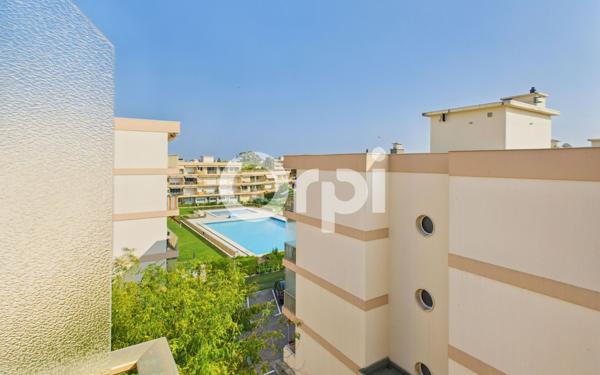 Appartement à vendre    3 pièces • 67,40 m2 Mandelieu-la-Napoule