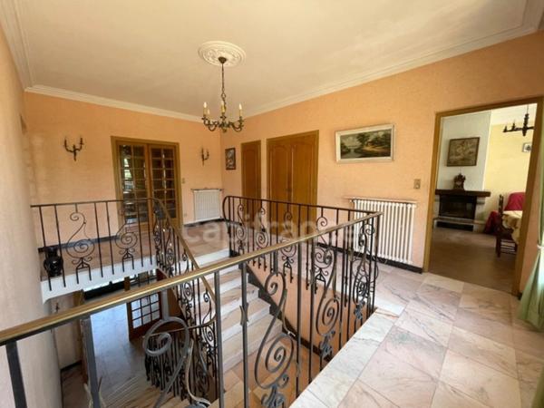 A vendre LIMOUX - Villa d'architecte 10 pièces 259 m2 habitable - proche du centre-ville