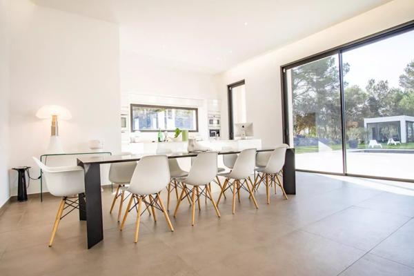 Vente Propriété 5 pièces 220 m2 à Pourrières