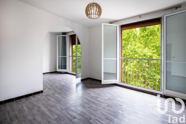 Appartement à vendre 4 pièces 66 m² Salon-de-Provence