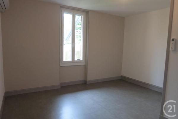 immeuble à vendre 140 m2 MONTLUCON - 03