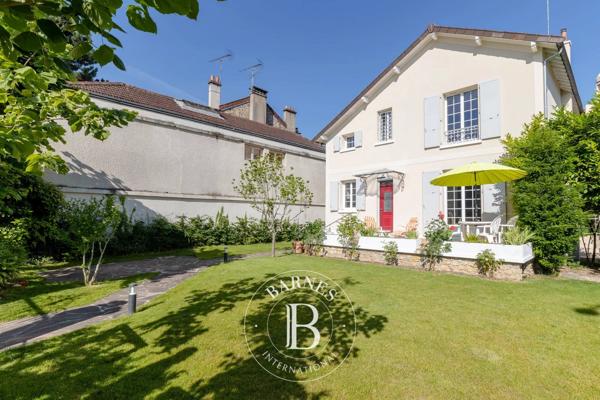 Chaville, Maison 3 Chambres -  150 m² à vendre