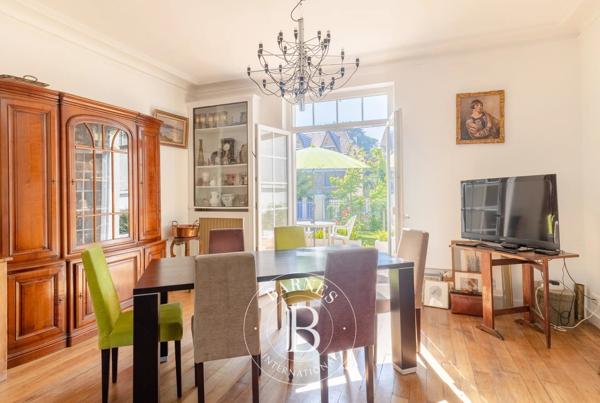 Chaville, Maison 3 Chambres -  150 m² à vendre
