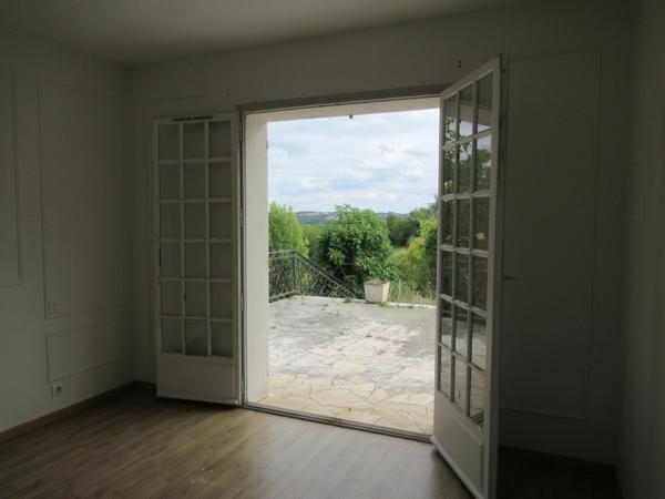 Lafrançaise (82130) GRANDE MAISON A LA CAMPAGNE