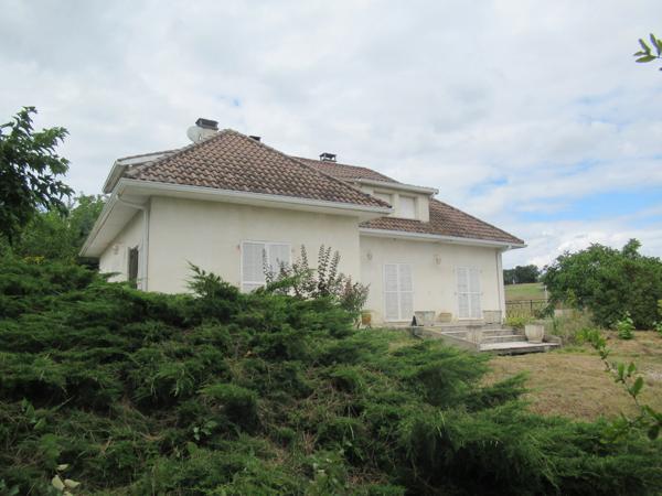 Lafrançaise (82130) GRANDE MAISON A LA CAMPAGNE
