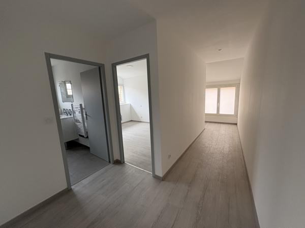 Cologne (32430) Exclusivité : Maison de village de 85m2 de type T3