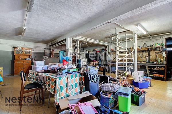 Maison de type 4 d'environ 90m² avec grand sous-sol, garage, terrasse et jardin