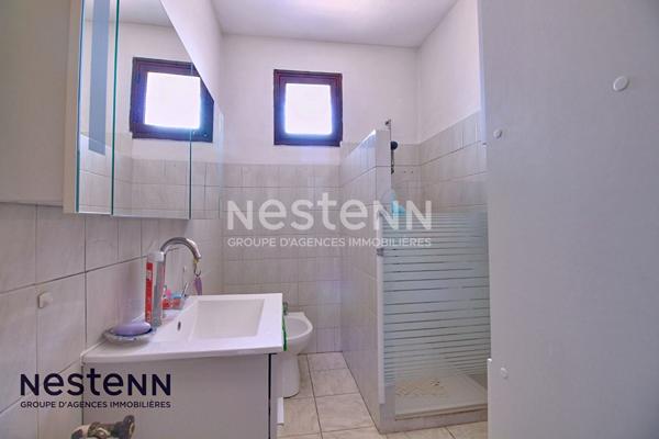 Maison de type 4 d'environ 90m² avec grand sous-sol, garage, terrasse et jardin