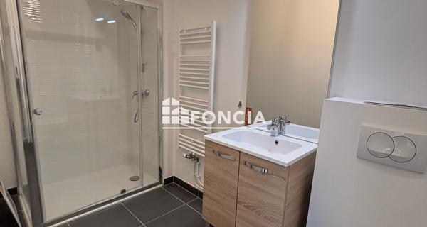 Location Appartement 3 pièces 95.12 m² - Vernon 27200