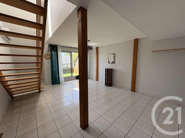 Maison à vendre  4 pièces - 56 m 2   ST GILDAS DE RHUYS  - 56
