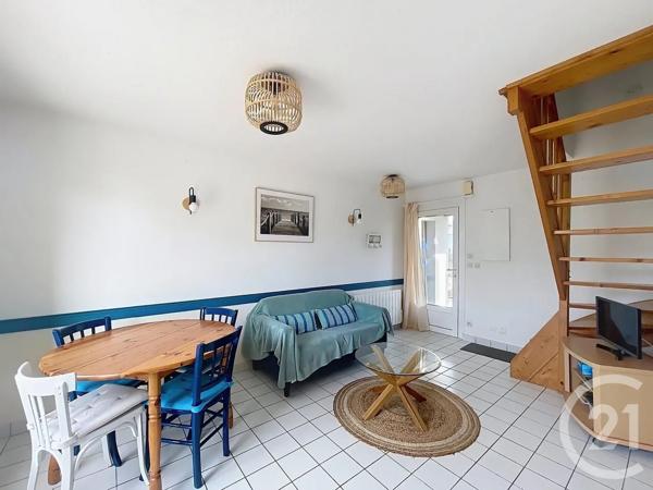 Maison à vendre  4 pièces - 56 m 2   ST GILDAS DE RHUYS  - 56