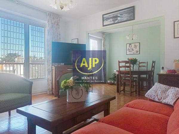 Vente appartement Nantes : 275 800 € - AJP Immobilier Nantes Rond-Point de Rennes