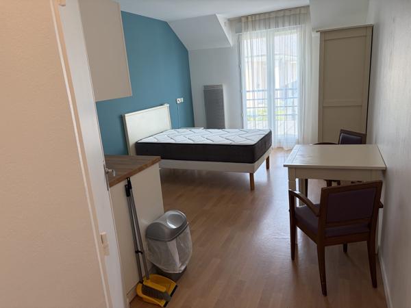 À LOUER - STUDIO MEUBLÉ ÉTUDIANT - CHELLES