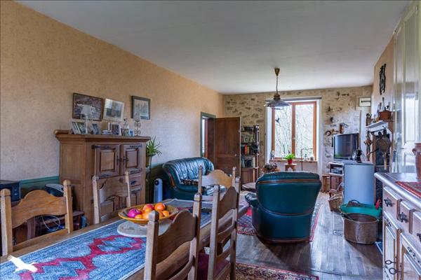 Maison à vendre |  Ladignac-le-Long |  5 pièces | 215 m²