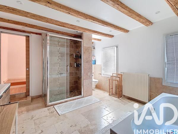 Maison à vendre 7 pièces 156 m² Saint-Cergues