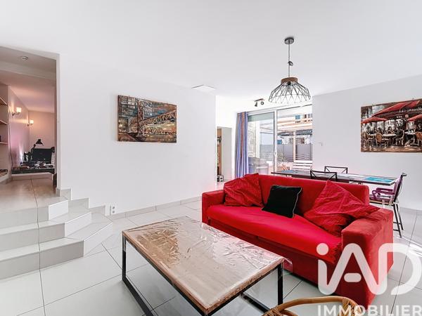 Maison à vendre 7 pièces 156 m² Saint-Cergues