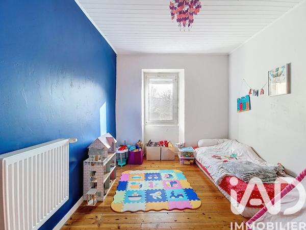 Maison à vendre 7 pièces 156 m² Saint-Cergues