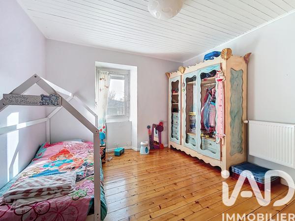 Maison à vendre 7 pièces 156 m² Saint-Cergues