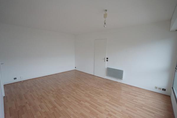 MARCQ EN BAROEUL - APPARTEMENT - T2