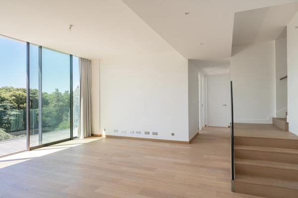 Paris 14e - Parc Montsouris - Duplex d'exception rénové à vendre - 5 pièces - 3 chambres - Terrasses - 250 m²