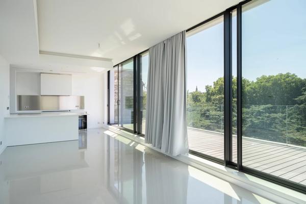 Paris 14e - Parc Montsouris - Duplex d'exception rénové à vendre - 5 pièces - 3 chambres - Terrasses - 250 m²
