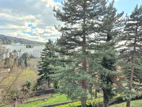 Appartement à SAINT-ETIENNE, 42100 - 4 pièces 70m²