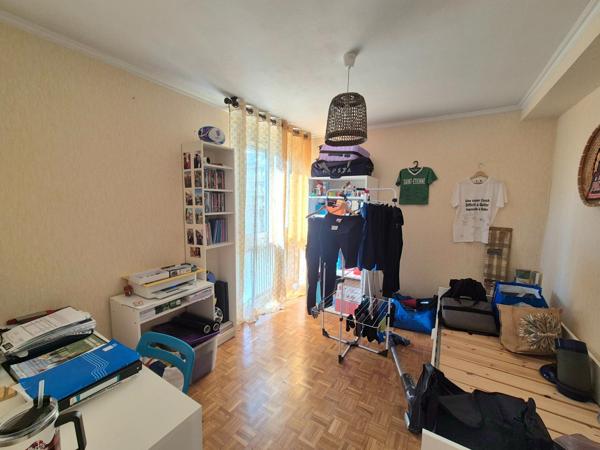 Appartement à SAINT-ETIENNE, 42100 - 4 pièces 70m²