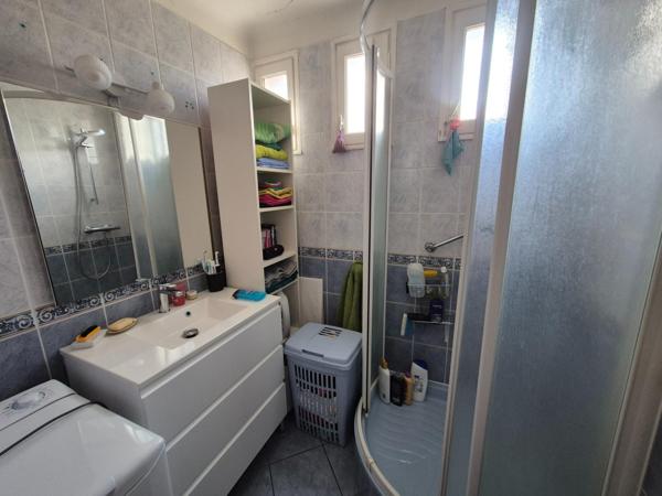 Appartement à SAINT-ETIENNE, 42100 - 4 pièces 70m²